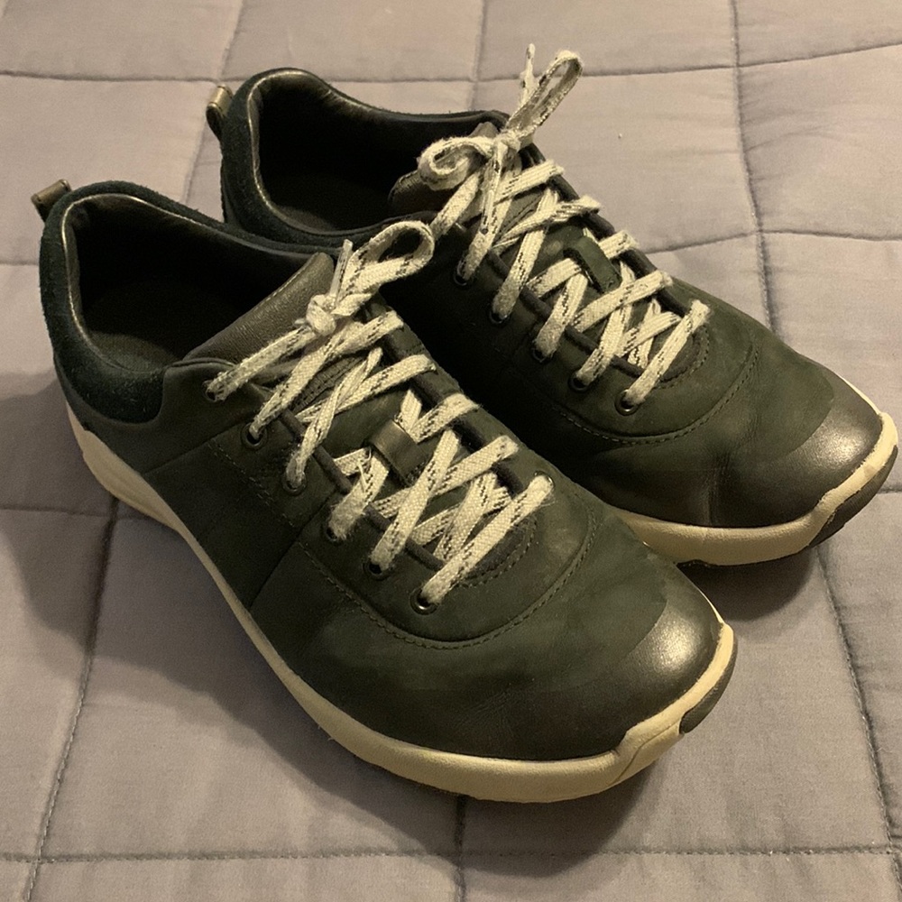 Clarks size 7.5 women’s shoes